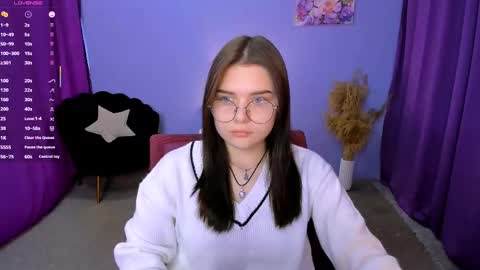 Lola pvt is OPEN online show from February 10, 12:50 pm