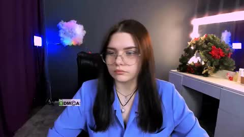 Lola pvt is OPEN online show from February 26, 9:33 am