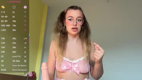 Lolatheangel online show from November 18, 5:54 am