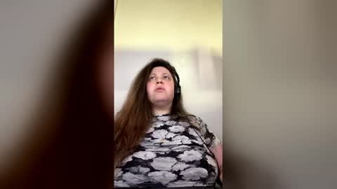 lolaxx13 online show from May 14, 2:48 pm
