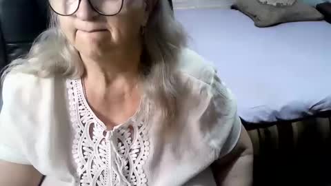 LolkaAlyss online show from December 15, 12:06 am