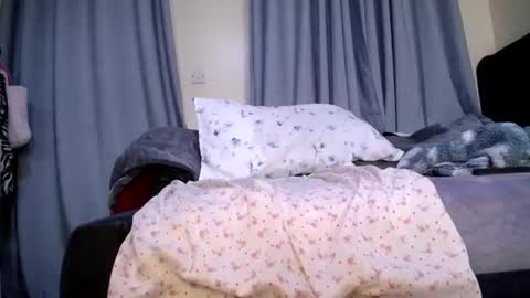 Snapshot of lolli_pop98 chatting on October 17, 5:44 am zuri online show from October 17, 5:44 am