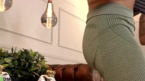 Snapshot of lollipop_rose_ chatting on October 10, 3:34 am Rose online show from October 10, 3:34 am