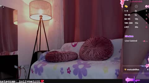 Lolly  online show from December 13, 7:53 pm