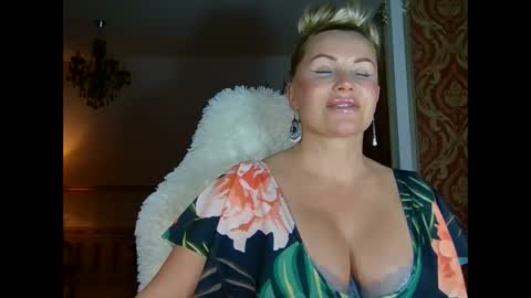 Roxy online show from February 15, 5:51 am