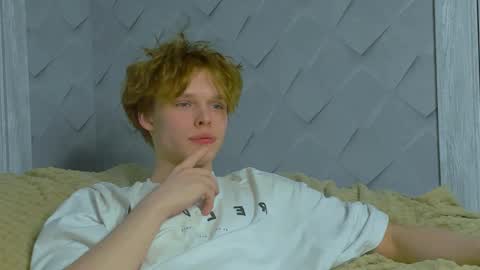 Nelis online show from April 24, 5:48 pm