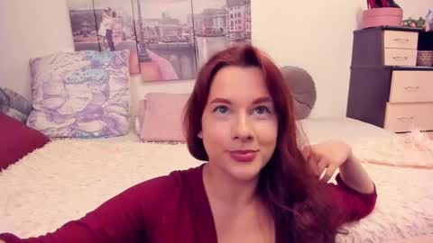 LoloMercier online show from February 28, 9:08 pm