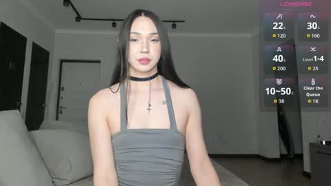 Lona online show from May 7, 8:15 pm