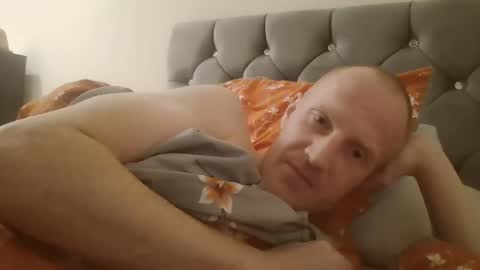 londonerg online show from October 1, 1:05 am