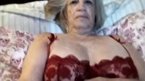 Snapshot of lonelylana1955 chatting on October 18, 11:14 am lonelylana1955 online show from October 18, 11:14 am