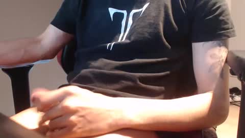 lonelymatcha online show from April 18, 5:59 pm