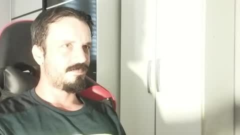 Lucas online show from February 10, 11:15 am