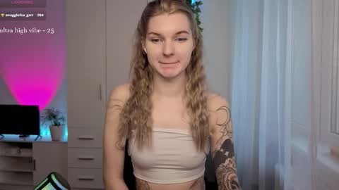 Luna online show from February 28, 1:26 pm