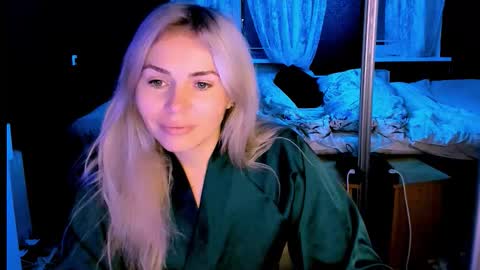 Lora online show from October 14, 2:25 am