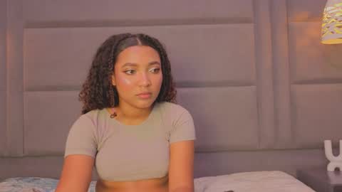 Loraine Rios online show from February 11, 5:11 am