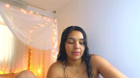 Snapshot of loreaniss chatting on September 28, 8:29 pm loreanis online show from September 28, 8:29 pm