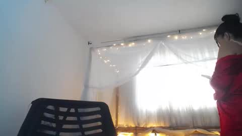 Snapshot of loreaniss chatting on September 12, 8:33 pm loreanis online show from September 12, 8:33 pm