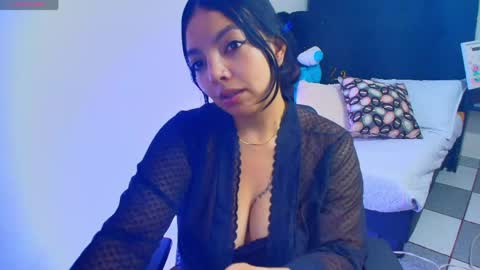 Loren online show from June 1, 9:05 pm