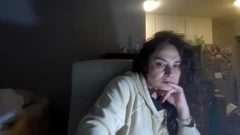 Snapshot of lorenlovely chatting on October 10, 6:41 am lorenlovely online show from October 10, 6:41 am