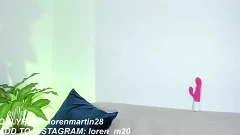 L O R E N online show from September 30, 1:43 pm