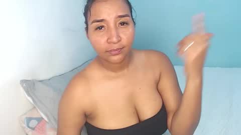 Loretta Gmez online show from February 4, 1:09 am