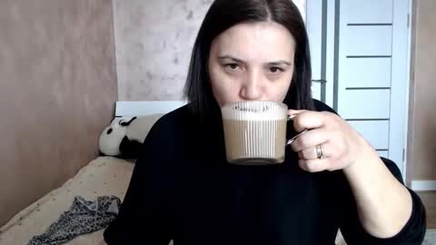 LorraGrey online show from March 23, 6:40 am