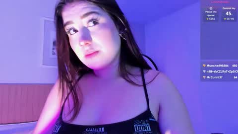 lore  online show from March 25, 11:28 am