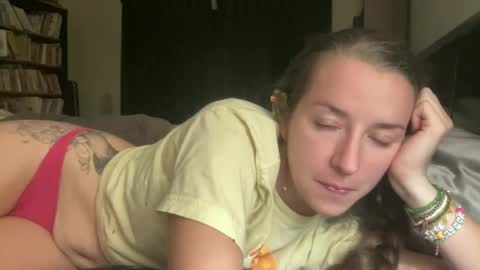 lothlori online show from November 26, 2:31 am