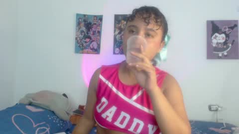 Snapshot of lou_cuteee chatting on January 20, 1:07 am lou_cuteee online show from January 20, 1:07 am
