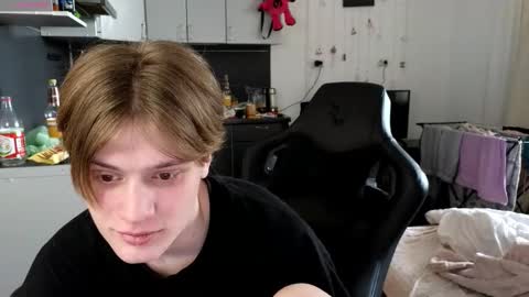 louie_evans online show from March 8, 6:50 am