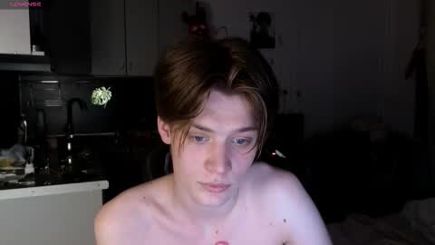 louie_evans online show from March 18, 7:20 pm