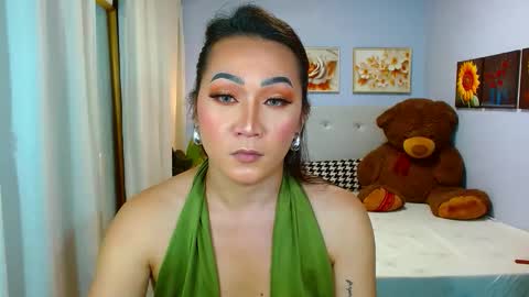 Snapshot of louie_sexy chatting on October 6, 1:40 pm Cathy online show from October 6, 1:40 pm