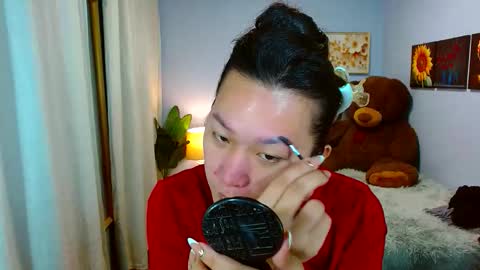 Snapshot of louie_sexy chatting on September 25, 10:44 am Cathy online show from September 25, 10:44 am