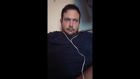 louinv online show from November 18, 1:47 pm