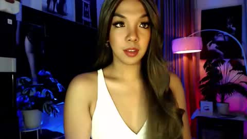 Snapshot of louisassy chatting on September 25, 3:13 am Louisa online show from September 25, 3:13 am