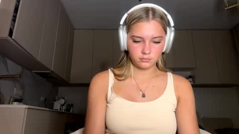 Eliza online show from February 19, 5:45 pm