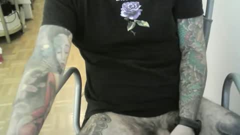 Guapito online show from November 25, 9:52 am