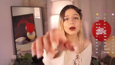 Eva online show from March 8, 1:15 pm