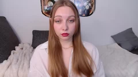 love bella  online show from April 8, 4:48 am