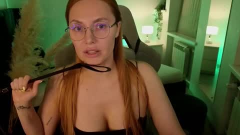 Snapshot of love_call chatting on February 26, 5:35 am love_call online show from February 26, 5:35 am