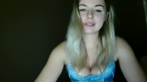 Megane online show from December 1, 1:31 pm