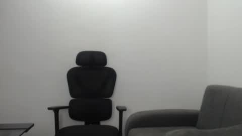 Nina online show from September 13, 8:55 pm