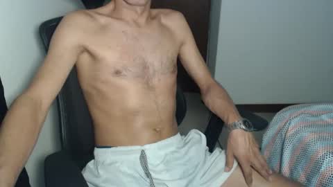 Andys and mary online show from April 25, 2:14 am