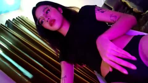 Seren online show from November 18, 7:11 am