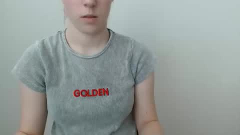 Vivian online show from March 10, 12:53 pm