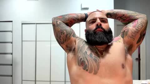 Snapshot of loveathickbitch chatting on September 22, 10:58 pm loveathickbitch online show from September 22, 10:58 pm