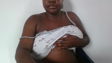 mila online show from December 14, 1:06 pm