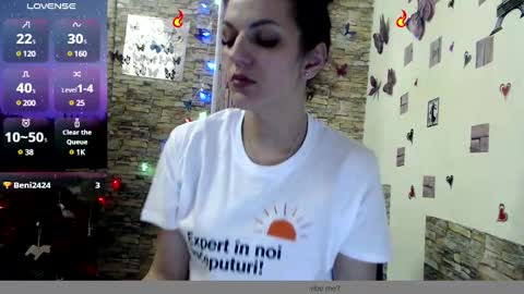 mary online show from December 18, 8:25 pm