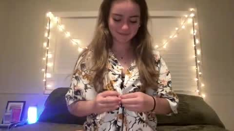 Olivia Rose online show from June 24, 3:46 am