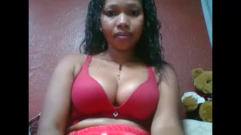 Snapshot of loveinlife750427 chatting on October 2, 4:55 am loveinlife750427 online show from October 2, 4:55 am